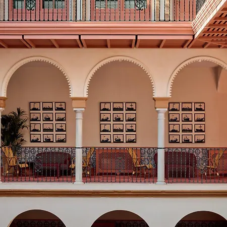Cristine Bedfor Sevilla Boutique Hotel-3